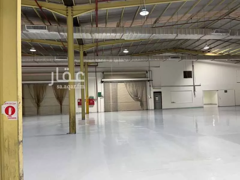 مستودع - حي السلي