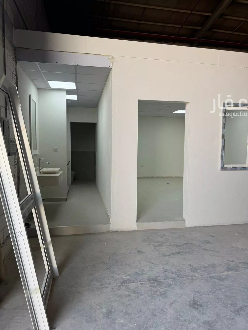 مستودع - حي الجزيرة