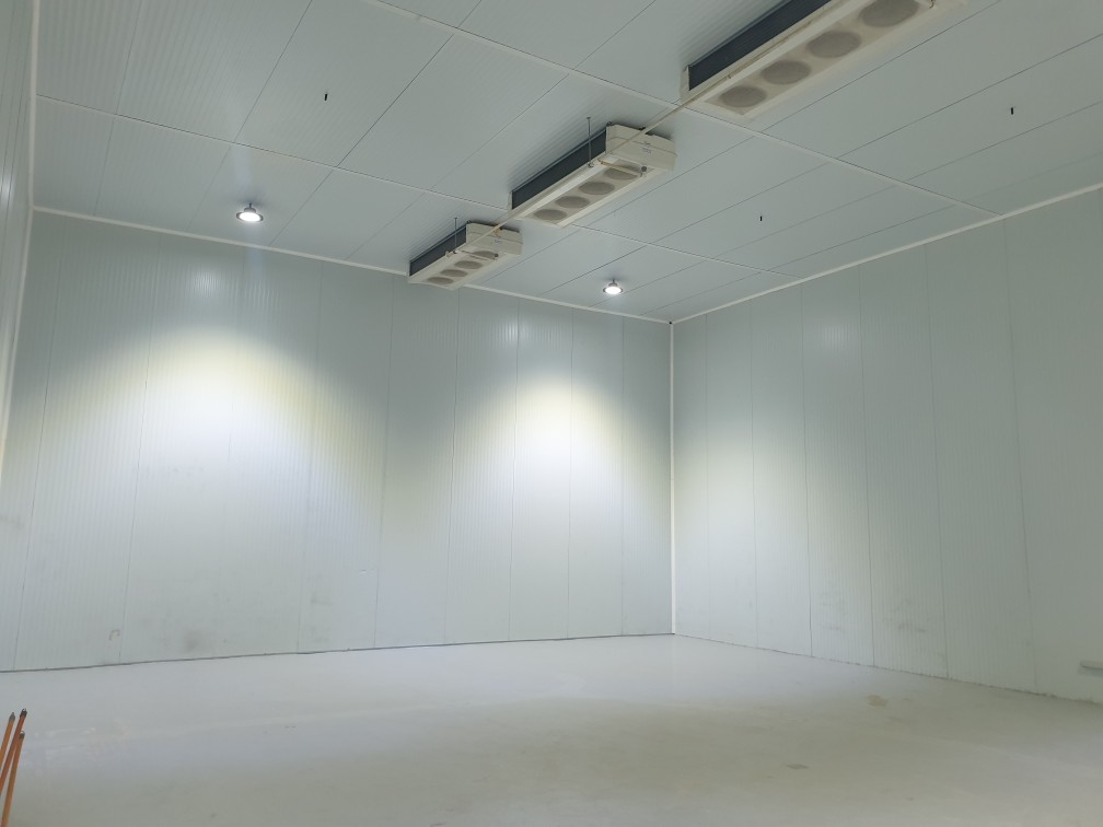 مستودع تبريد وتجميد وجافة  شبة جديد - 5